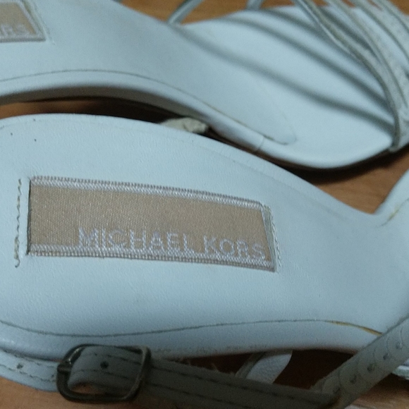 #6 F LEATHER SEQUINNED Michael Kors Strappy Heels ITALIAN HANDCRAFTED - Picture 6 of 7